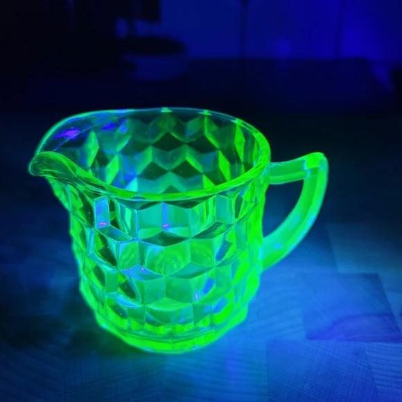 Uranium Glass Depression  Glass Pitcher Creamer Cubist Pattern UV Glowing Glass - Picture 4 of 9